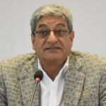 प्रहरीमाथि हातपात गर्नेलाई कारबाहीको दायरामा ल्याउन गृहमन्त्रीको निर्देशन ramesh-lekhak-2-768x500